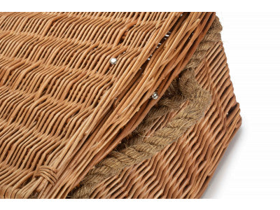 24" DOUBLE STEAMED ROPE HANDLED TRUNK