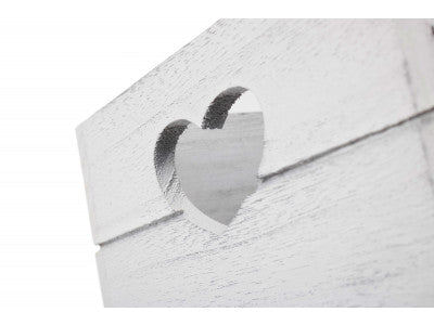 SMALL VINTAGE HEART CUT-OUT CRATE