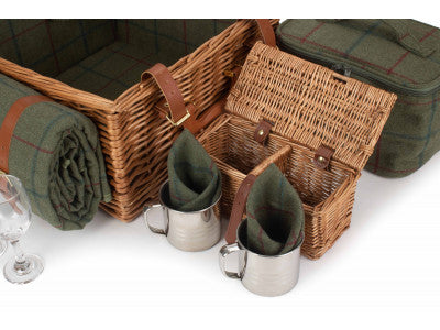 DELUXE GREEN TWEED 2 PERSON HAMPER