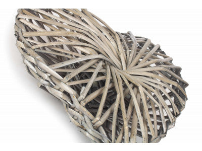 SMALL GREY HEART WREATH