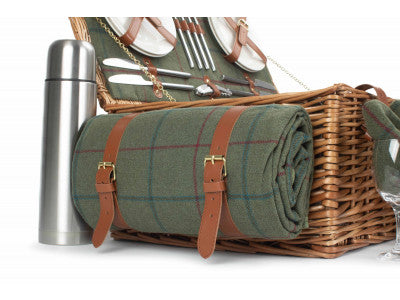 DELUXE GREEN TWEED 4 PERSON HAMPER