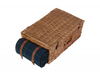 4 PERSON BLUE TWEED HAMPER