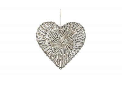 MEDIUM GREY HEART WREATH